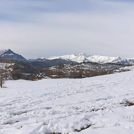 En El Pirineo De Aragon * Neril